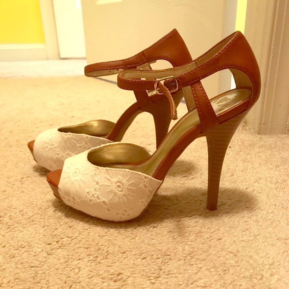 High heel shoes